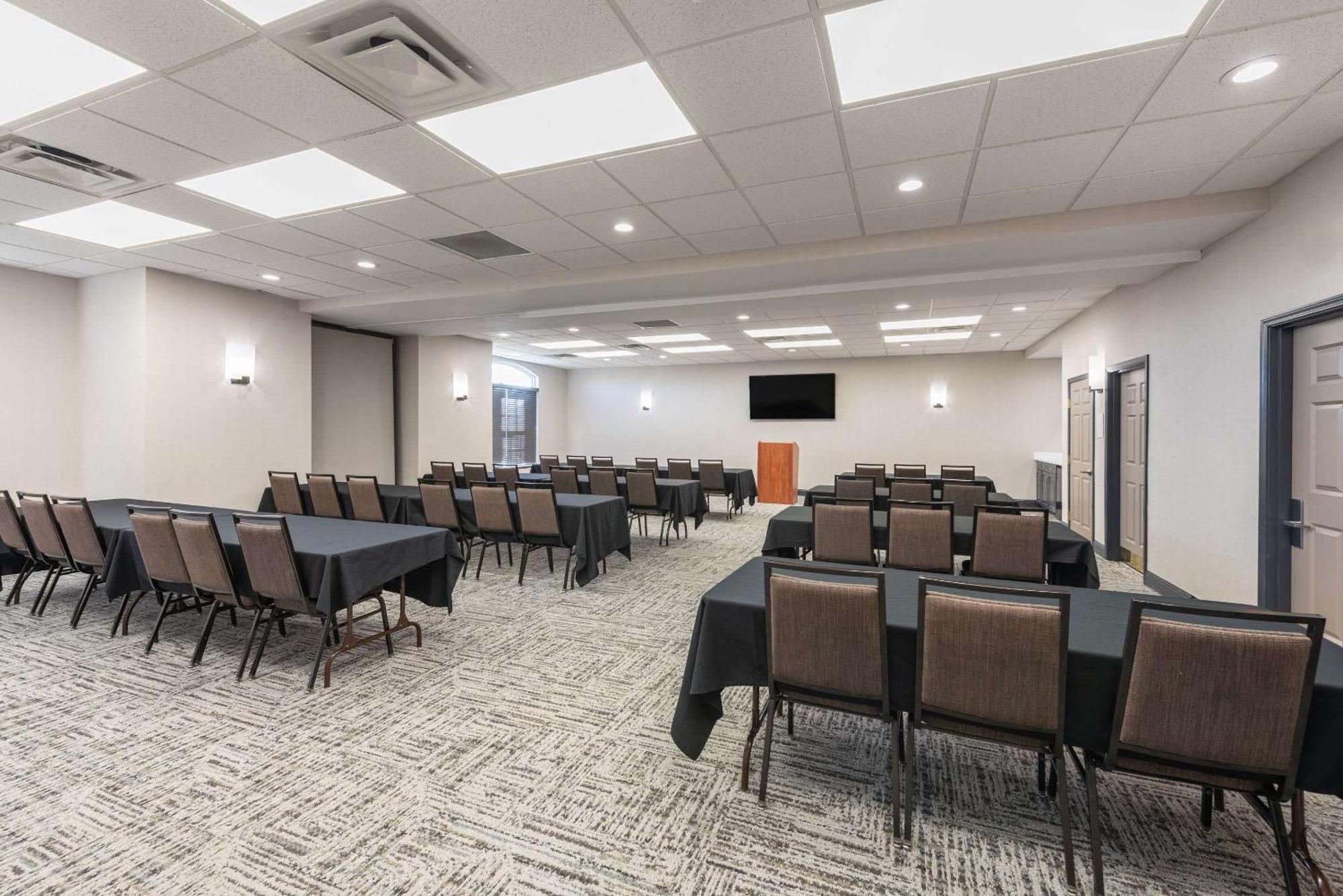 Country Inn & Suites By Radisson, Findlay, Oh Dış mekan fotoğraf